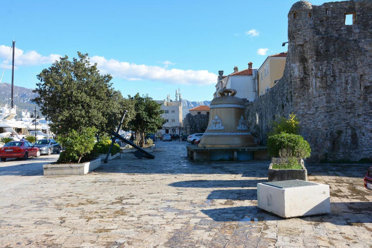 Montenegro Backpackers בודווה